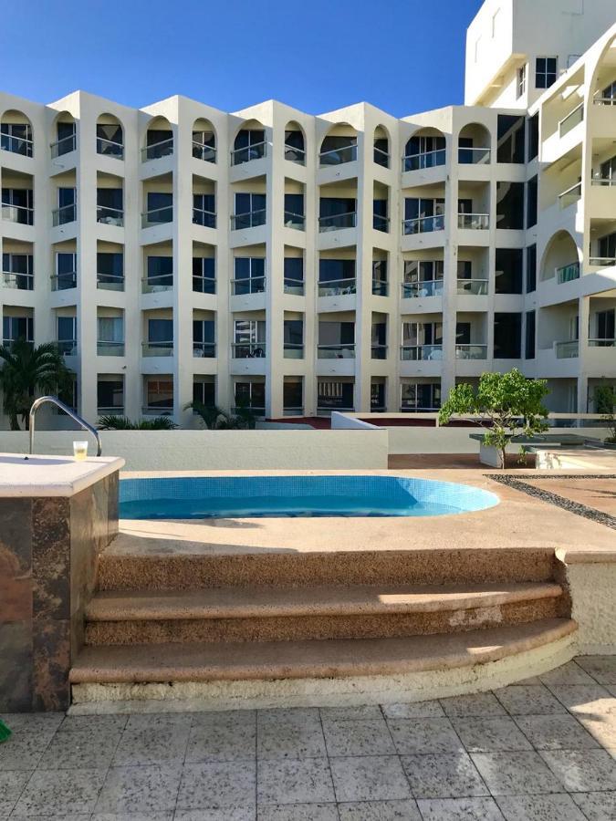 Increible Departamento Con La Mejor Playa Appartement Cancún Buitenkant foto